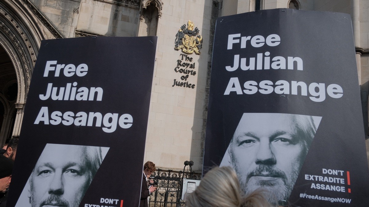 Manifestació a favor d'Assange davant el Tribunal Superior de Londres - Joao Daniel Pereira / Zuma Press / ContactoPhoto Manifestació a favor d'Assange davant el Tribunal Superior de Londres - Joao Daniel Pereira / Zuma Press / ContactoPhoto