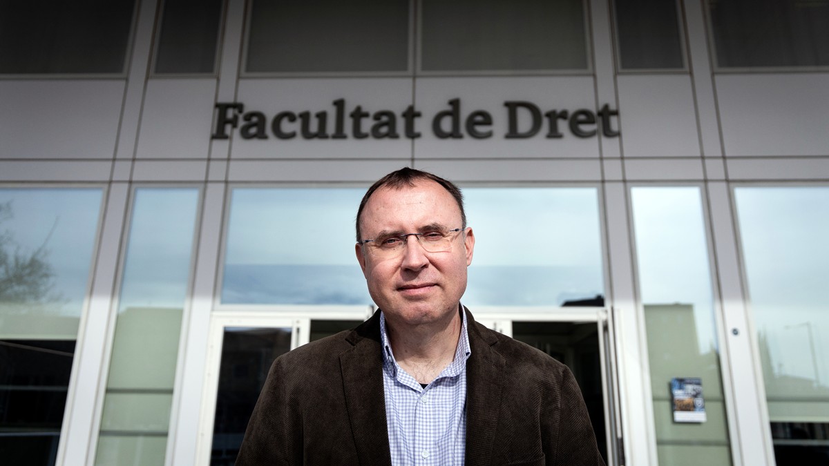 Jordi Nieva Fenoll, Catedràtic de Dret Processal - Hugo Fernández Jordi Nieva Fenoll, Catedràtic de Dret Processal - Hugo Fernández