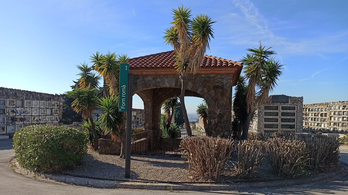 El forn barroc de Montjuïc, senyalitzat com a romà - Cedida per Dani Cortijo El forn barroc de Montjuïc, senyalitzat com a romà - Cedida per Dani Cortijo