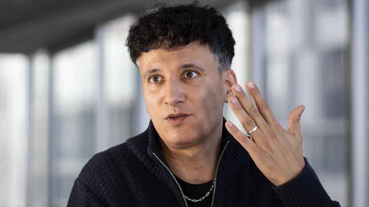 Mag Lari durant l'entrevista amb Nació - Hugo Fernández Mag Lari durant l'entrevista amb Nació - Hugo Fernández