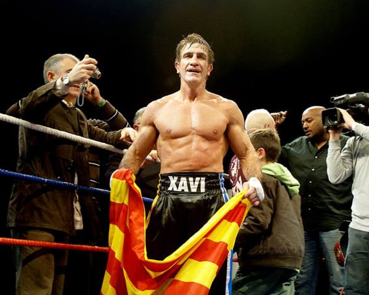 El boxejador Xavi Moya llueix una senyera després d'un combat - Cedida El boxejador Xavi Moya llueix una senyera després d'un combat - Cedida