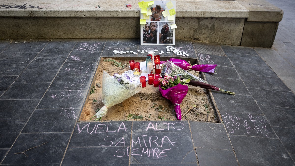 Homenatge a la jove de 20 anys morta per l'impacte d'una palmera - Hugo Fernández Homenatge a la jove de 20 anys morta per l'impacte d'una palmera - Hugo Fernández