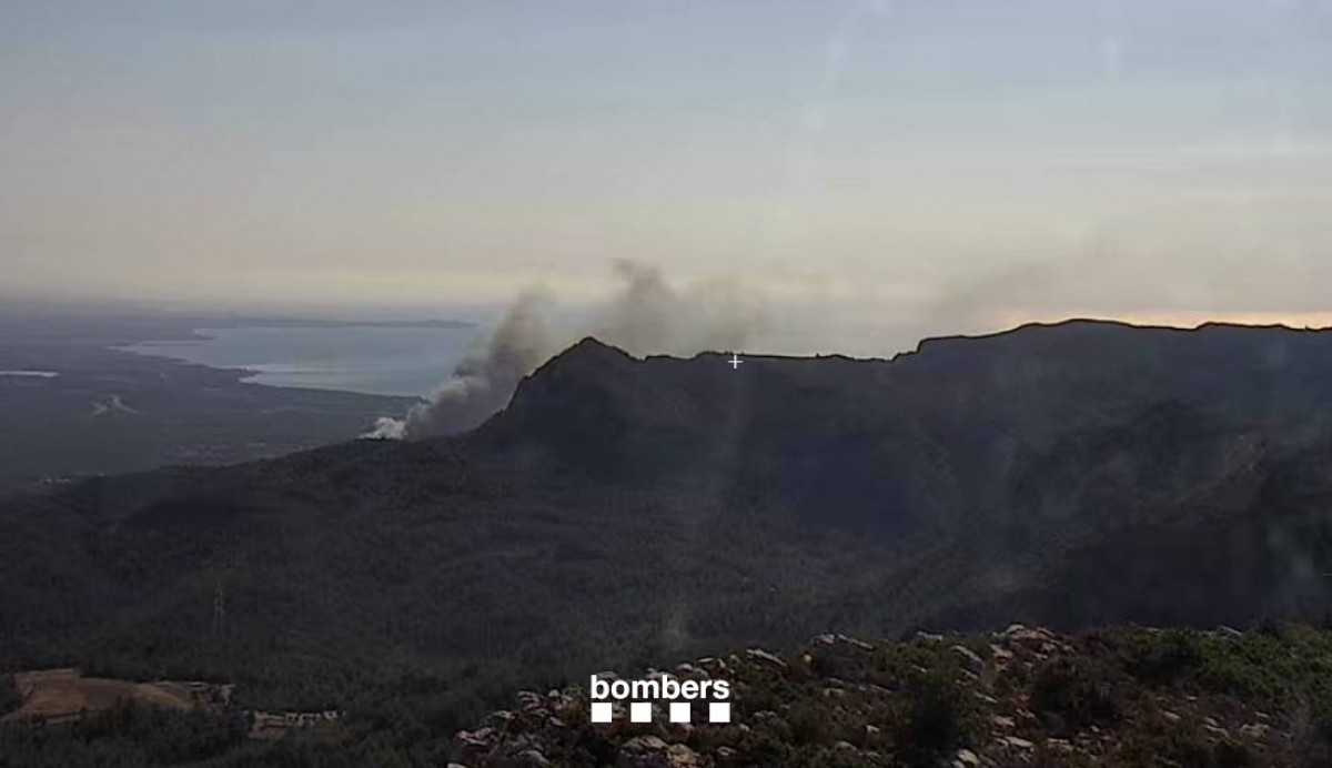 Incendi a Miami Platja - Bombers Incendi a Miami Platja - Bombers