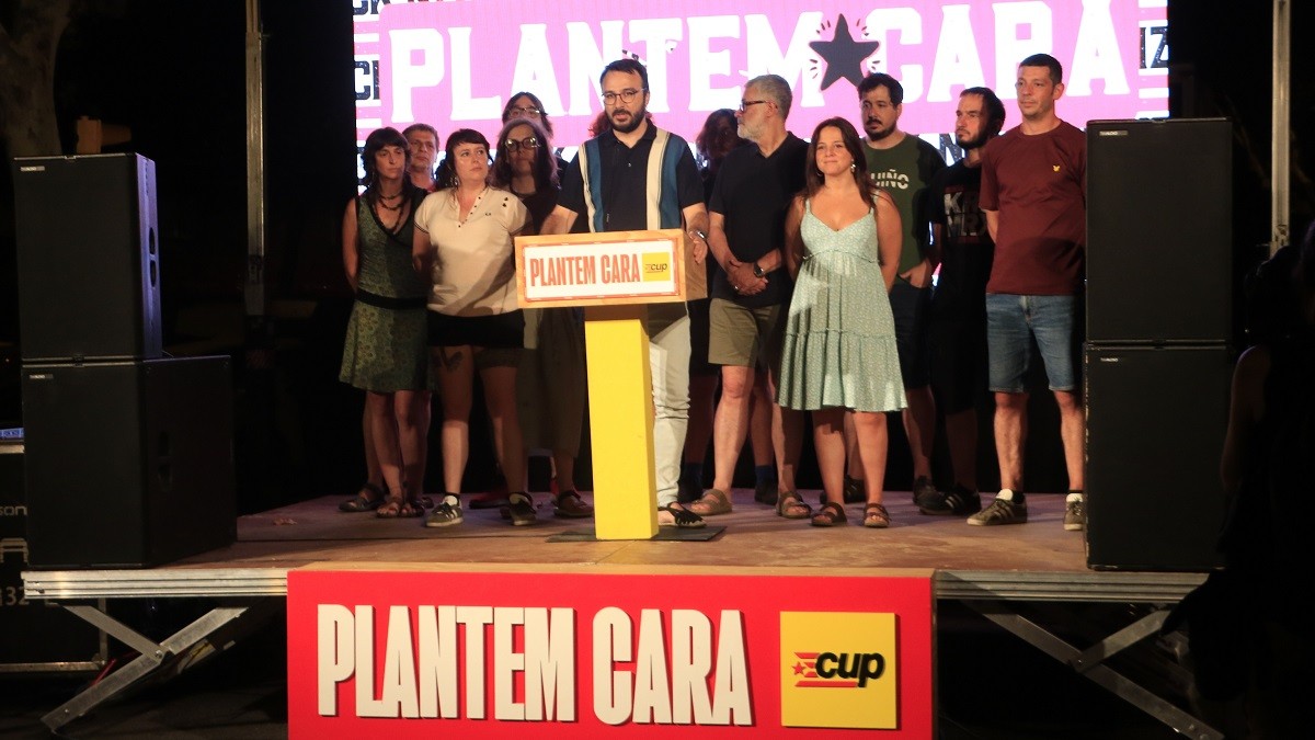 Intervenció de la CUP després dels resultats de les eleccions espanyoles - ACN / Aina Martí Intervenció de la CUP després dels resultats de les eleccions espanyoles - ACN / Aina Martí
