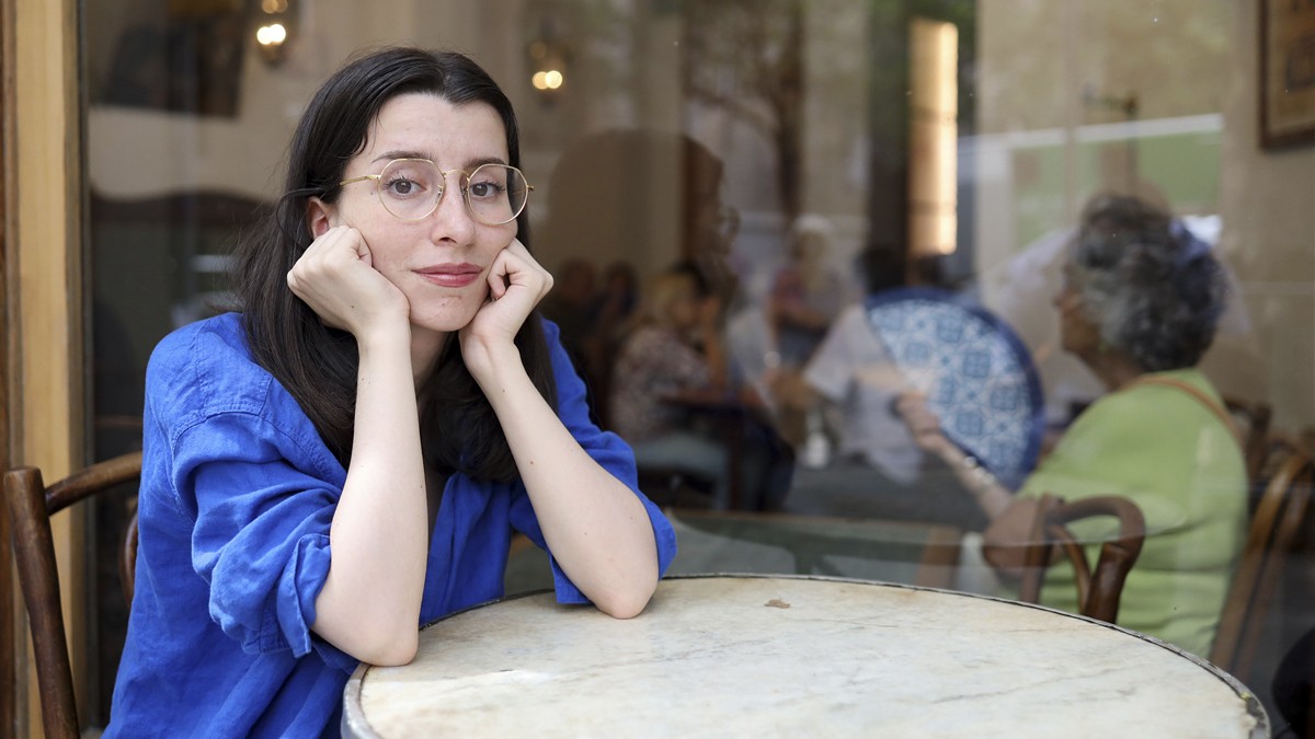 «És molt normal cobrar per sota la taula, no tenir contracte... » - Hugo Fernández «És molt normal cobrar per sota la taula, no tenir contracte... » - Hugo Fernández