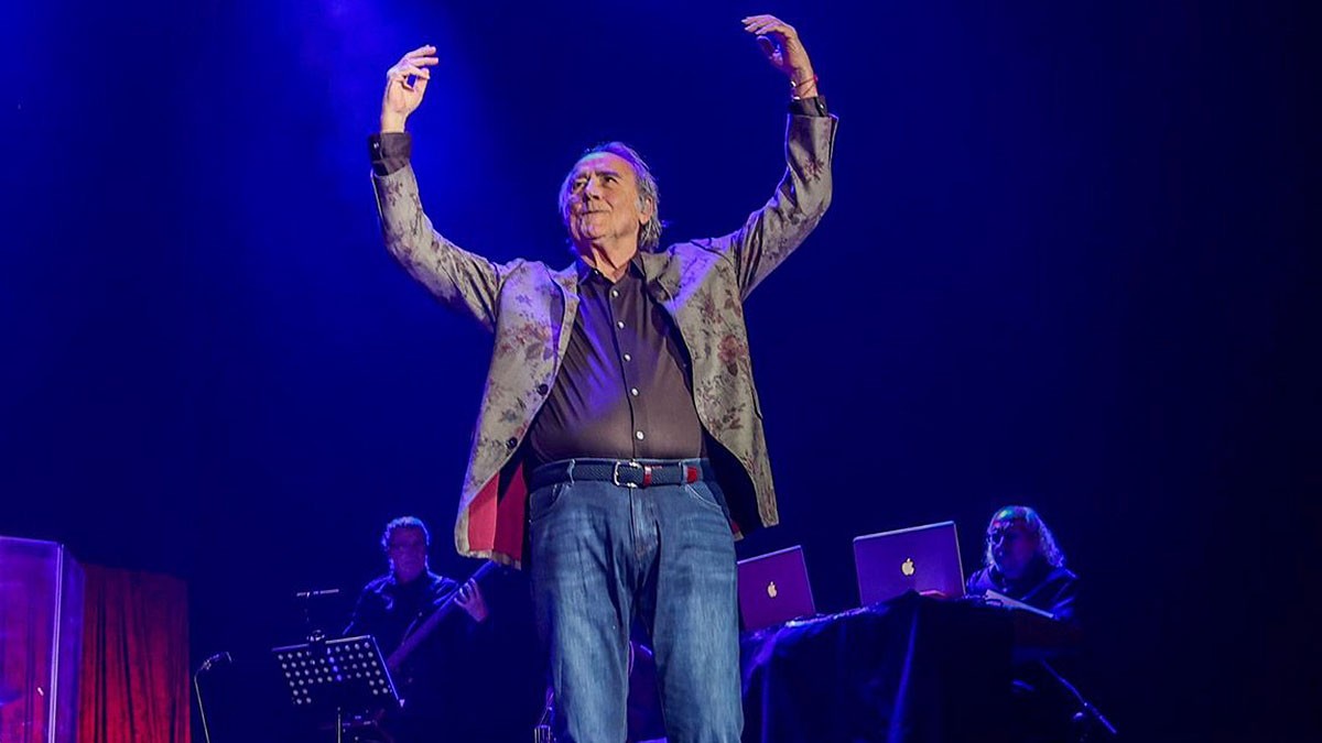 Joan Manuel Serrat durant el primer concert de la gira de despedida, a Madrid - Europa press Joan Manuel Serrat durant el primer concert de la gira de despedida, a Madrid - Europa press