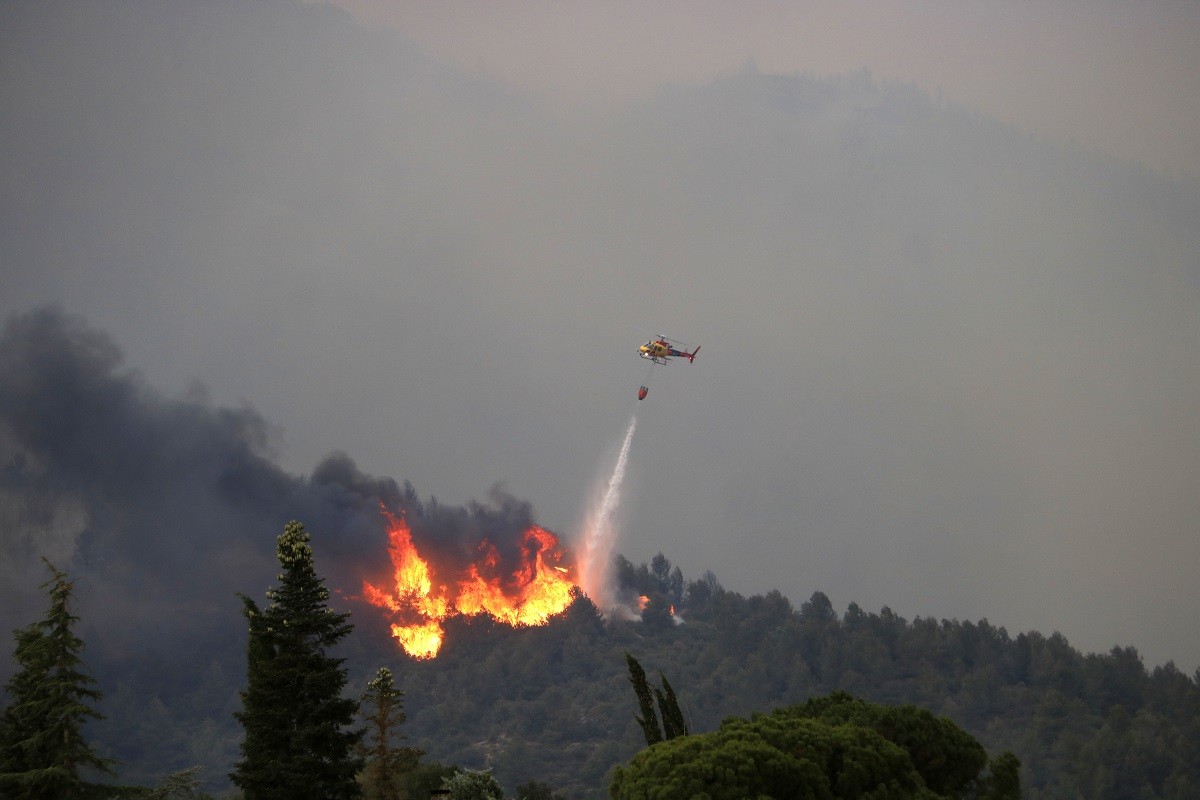 Un dels incendis que afecten Catalunya - ACN Un dels incendis que afecten Catalunya - ACN