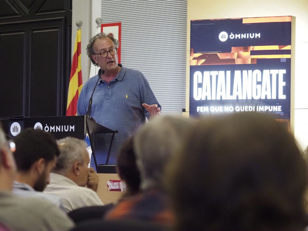 Xavier Antich, president d'Òmnium, en la presentació del ''Manual de ciberseguretat per a l'activista'' - Òmnium Xavier Antich, president d'Òmnium, en la presentació del ''Manual de ciberseguretat per a l'activista'' - Òmnium