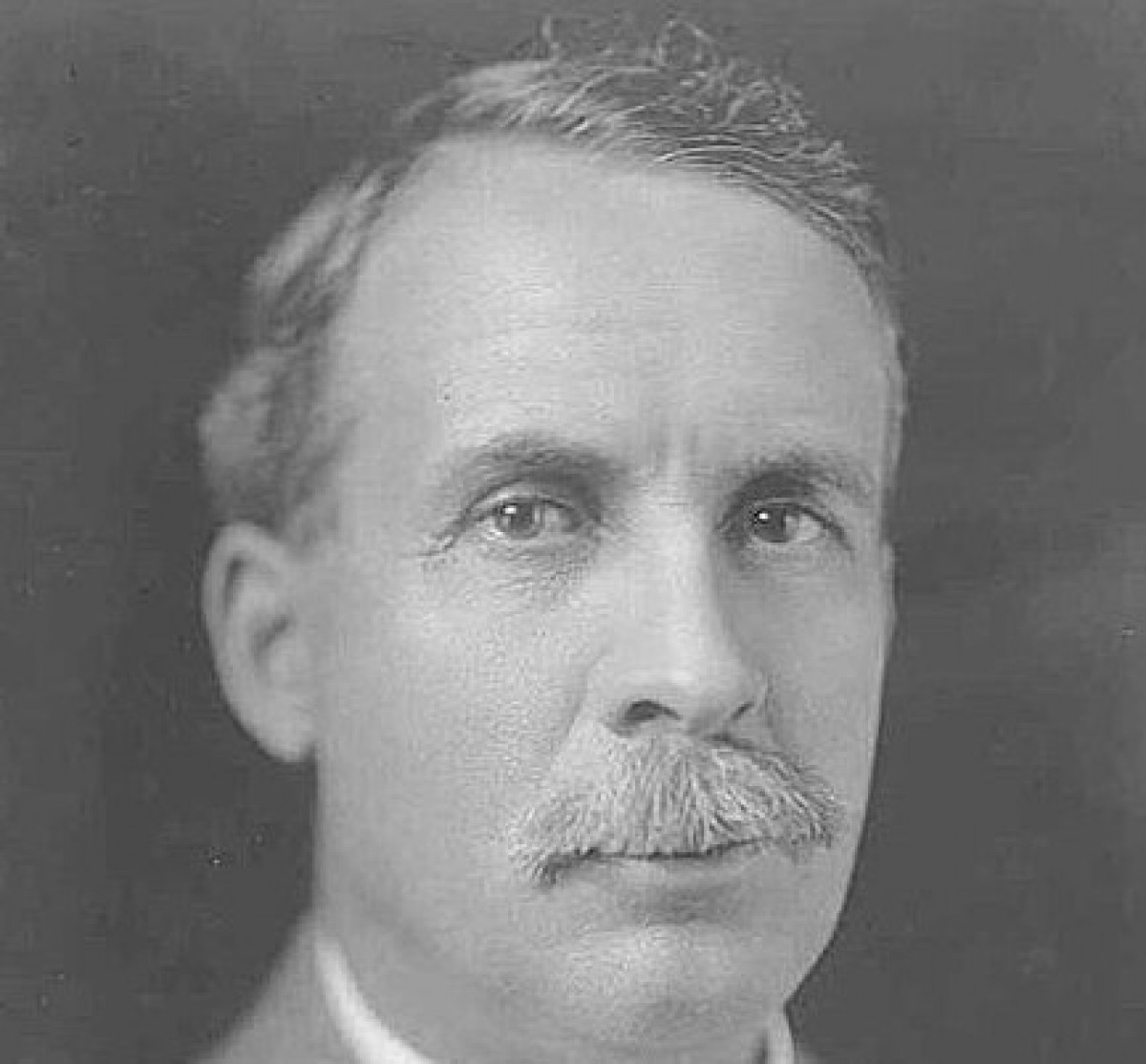 El ministre de la Guerra dels Emús, Sir George Pearce - CC El ministre de la Guerra dels Emús, Sir George Pearce - CC