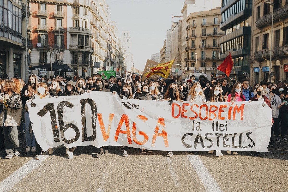 Manfiestació d'estudiants a Barcelona contra la llei Castells - Frederic Esteve Manfiestació d'estudiants a Barcelona contra la llei Castells - Frederic Esteve