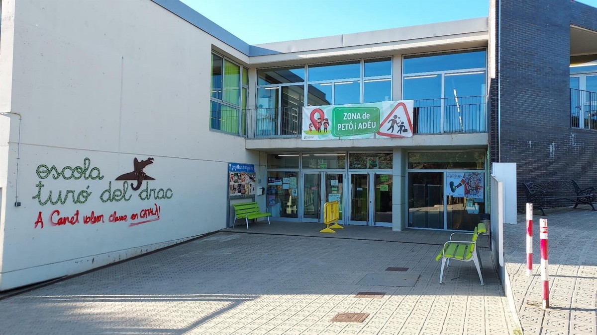 L'escola de Canet de Mar on una família ha demanat que el 25% de classes siguin en castellà. - Europa Press L'escola de Canet de Mar on una família ha demanat que el 25% de classes siguin en castellà. - Europa Press
