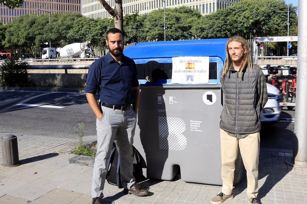 L'advocat d'Alerta Solidària David Aranda i Charles, detingut post-sentència acusat de voler cremar un contenidor - ACN L'advocat d'Alerta Solidària David Aranda i Charles, detingut post-sentència acusat de voler cremar un contenidor - ACN