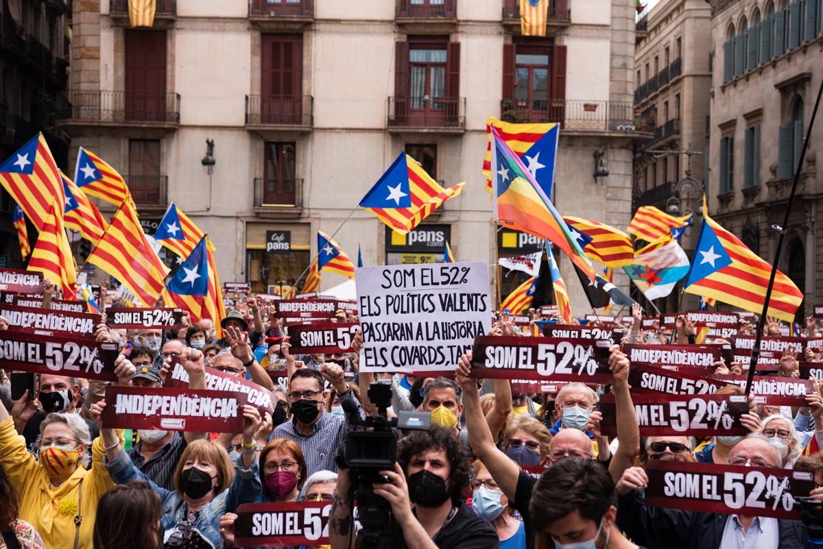 L'ANC reclama a ERC i Junts que es posin d'acord i formin govern. - Yvelisse Teixeira L'ANC reclama a ERC i Junts que es posin d'acord i formin govern. - Yvelisse Teixeira