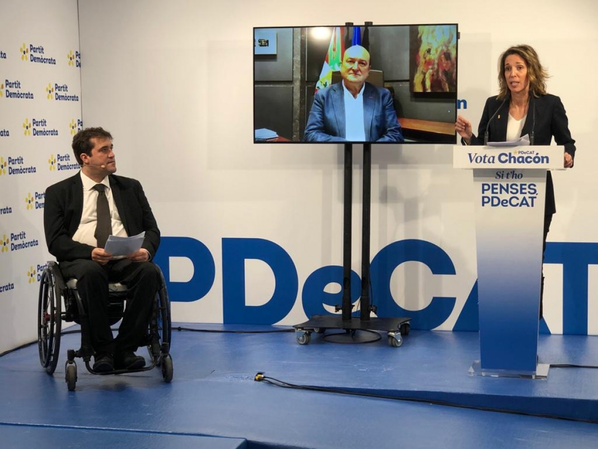 Àngels Chacón, David Bonvehí i Antoni Ortuzar, aquest dilluns a la seu del PDECat. - PDECat Àngels Chacón, David Bonvehí i Antoni Ortuzar, aquest dilluns a la seu del PDECat. - PDECat