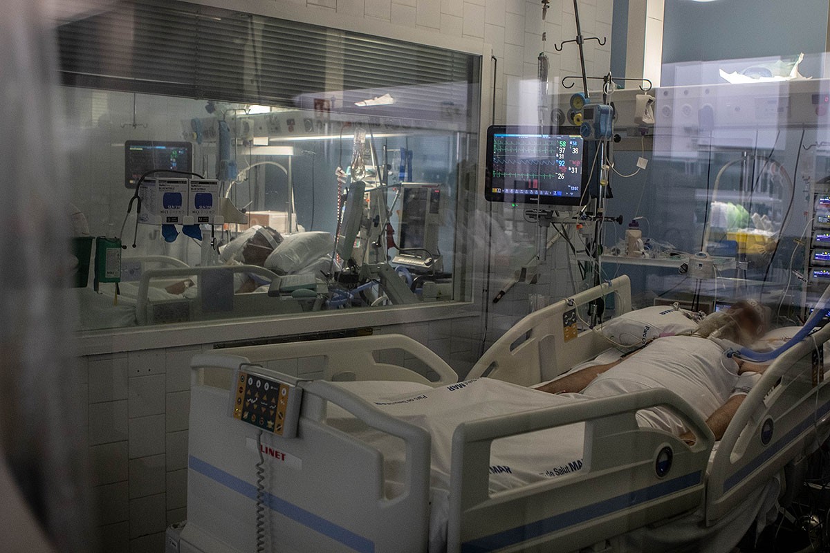 UCI del Hospital del Mar. - Martí Segura Ramoneda UCI del Hospital del Mar. - Martí Segura Ramoneda