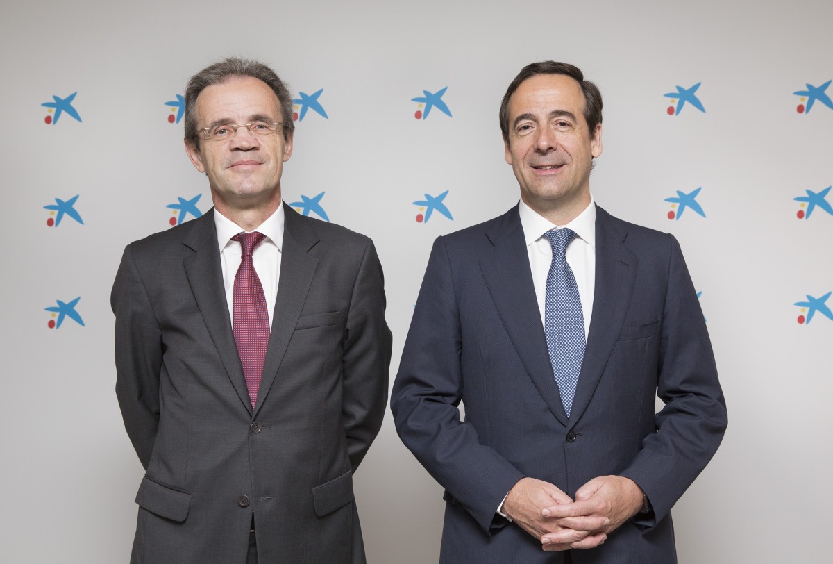 Jordi Gual, president de CaixaBank, i Gonzalo Gortázar, conseller delegat de l'entitat - Jordi Gual, president de CaixaBank, i Gonzalo Gortázar, conseller delegat de l'entitat -