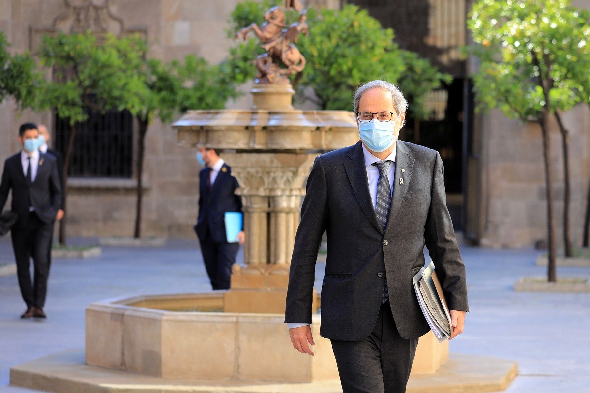 Quim Torra es dirigeix a la reunió del Govern del 9 de juny del 2020. - Govern Quim Torra es dirigeix a la reunió del Govern del 9 de juny del 2020. - Govern