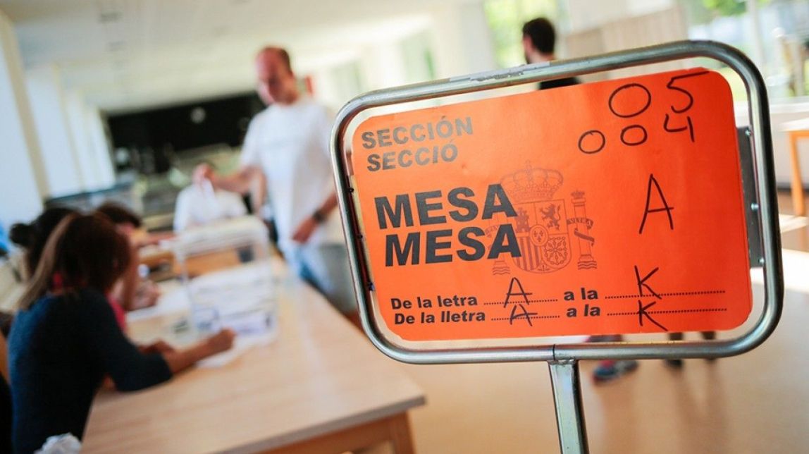 Mesa electoral - Martí Albesa Mesa electoral - Martí Albesa
