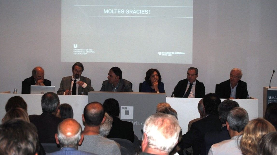 La FUB ha acollit la presentació del nou grau de medicina - AFT La FUB ha acollit la presentació del nou grau de medicina - AFT