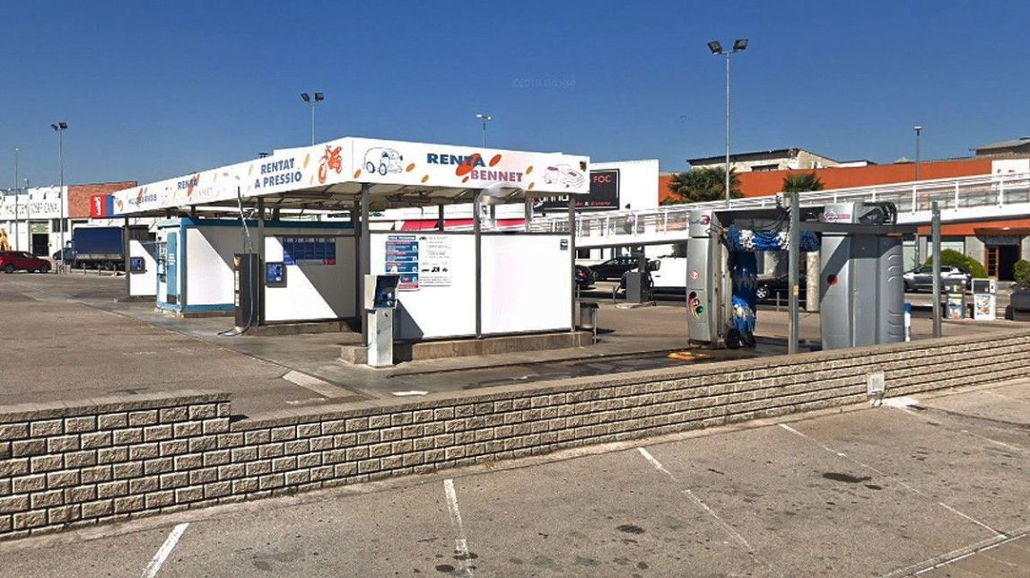 Auto-rentat Petro Pintó al polígon Sant Isidre de Sant Fruitós - GSV Auto-rentat Petro Pintó al polígon Sant Isidre de Sant Fruitós - GSV