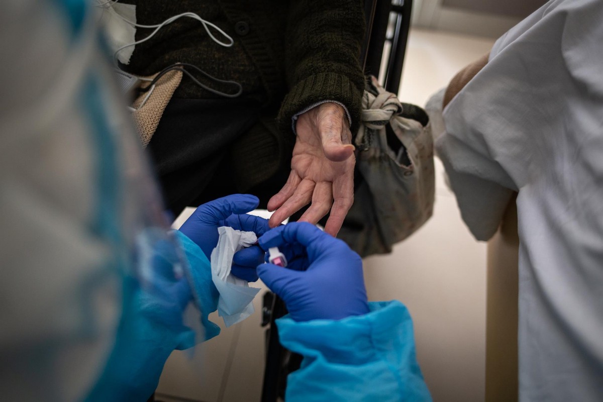 Test del coronavirus en una residència. - Europa Press Test del coronavirus en una residència. - Europa Press