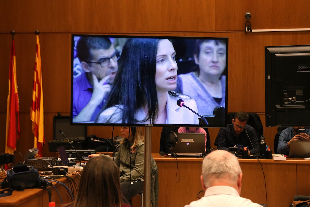 Rosa Peral durant la seva declaració com a acusada en el judici del crim de la Guàrdia Urbana - ACN Rosa Peral durant la seva declaració com a acusada en el judici del crim de la Guàrdia Urbana - ACN