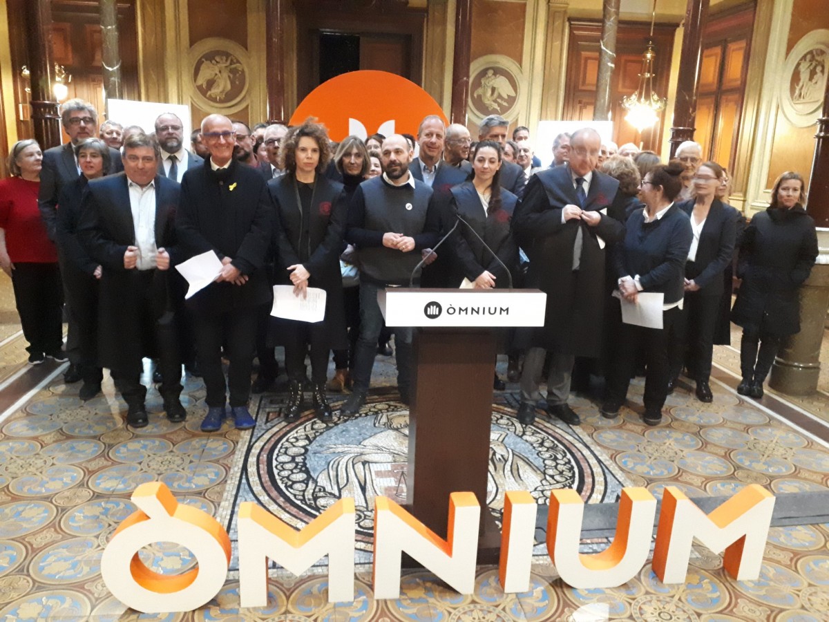 - Òmnium - Òmnium