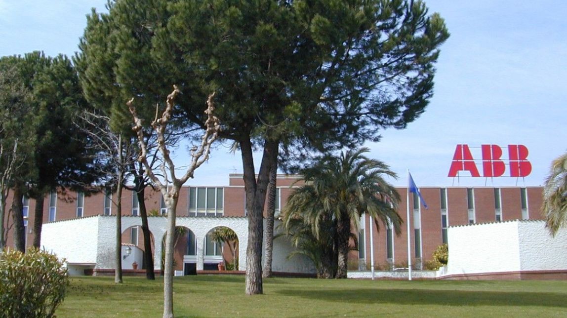 El centre d'ABB a Sant Quirze del Vallès
|
ABB - |
ABB El centre d'ABB a Sant Quirze del Vallès
|
ABB - |
ABB