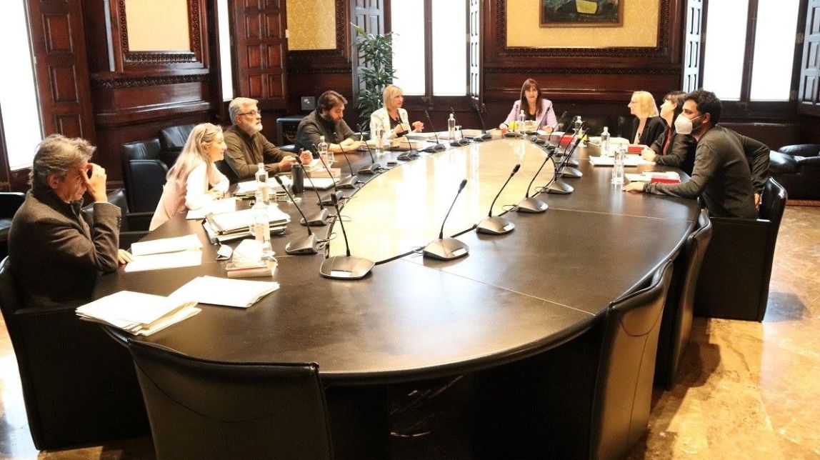 La mesa del Parlament, reunida aquest dimecres
|
ACN - |
ACN La mesa del Parlament, reunida aquest dimecres
|
ACN - |
ACN