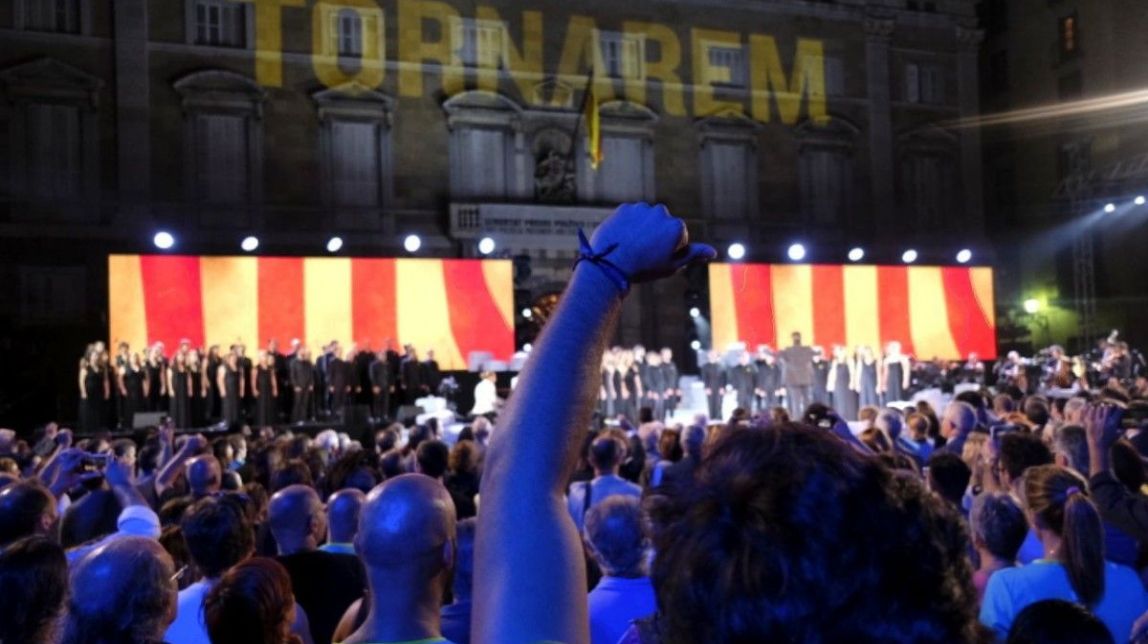 Acte institucional de la Diada 2019 a la plaça de Sant Jaume
|
Adrià Costa - |
Adrià Costa Acte institucional de la Diada 2019 a la plaça de Sant Jaume
|
Adrià Costa - |
Adrià Costa