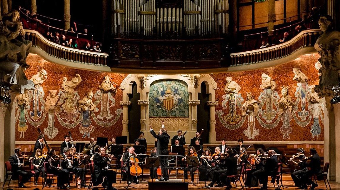 L'Orquestra de Cadaqués, en acció al Palau de la Música Catalana
|
Orquestra de Cadaqués - |
Orquestra de Cadaqués L'Orquestra de Cadaqués, en acció al Palau de la Música Catalana
|
Orquestra de Cadaqués - |
Orquestra de Cadaqués