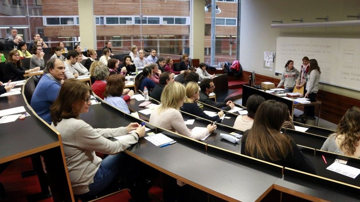 Una aula de la Universitat Pompeu Fabra del campus de Ciutadella
|
ACN - |
ACN Una aula de la Universitat Pompeu Fabra del campus de Ciutadella
|
ACN - |
ACN
