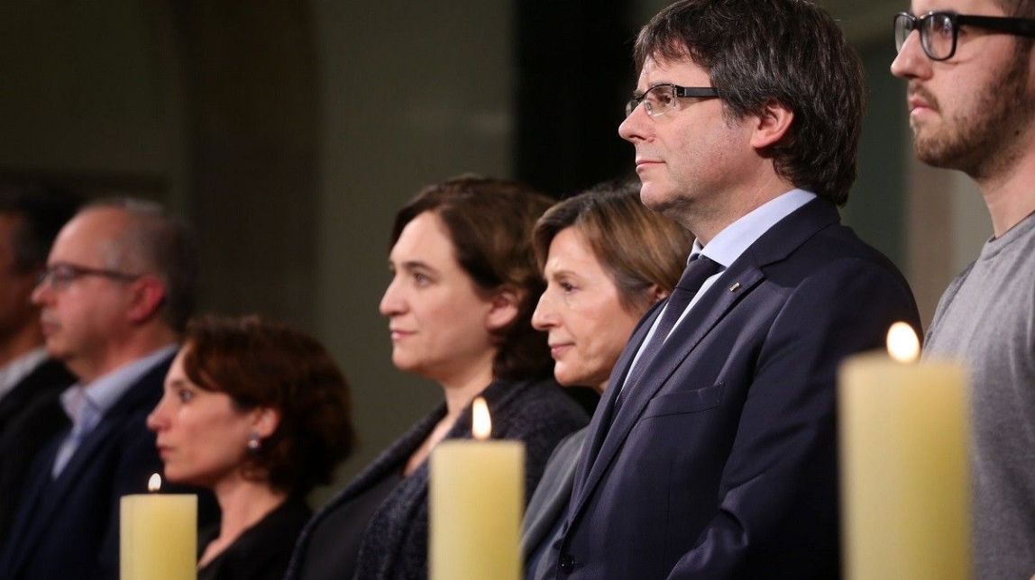 El Parlament ha acollit un any més l'homenatge a les víctimes de l'Holocaust
|
Govern - |
Govern El Parlament ha acollit un any més l'homenatge a les víctimes de l'Holocaust
|
Govern - |
Govern