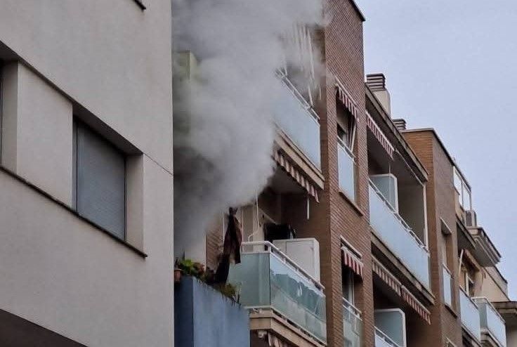 L'incendi d'aquest dimarts
|
Joan Grífols - |
Joan Grífols L'incendi d'aquest dimarts
|
Joan Grífols - |
Joan Grífols