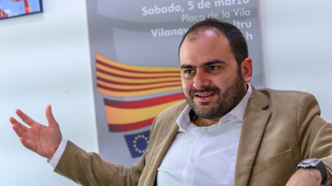 Fernando Sanchez Costa president de Societat Civil Catalana.
|
Josep M Montaner - |
Josep M Montaner Fernando Sanchez Costa president de Societat Civil Catalana.
|
Josep M Montaner - |
Josep M Montaner