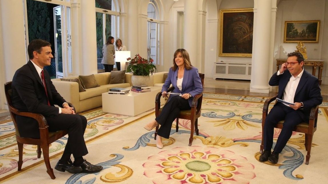 Entrevista a TVE a Pedro Sánchez
|
La Moncloa - |
La Moncloa Entrevista a TVE a Pedro Sánchez
|
La Moncloa - |
La Moncloa