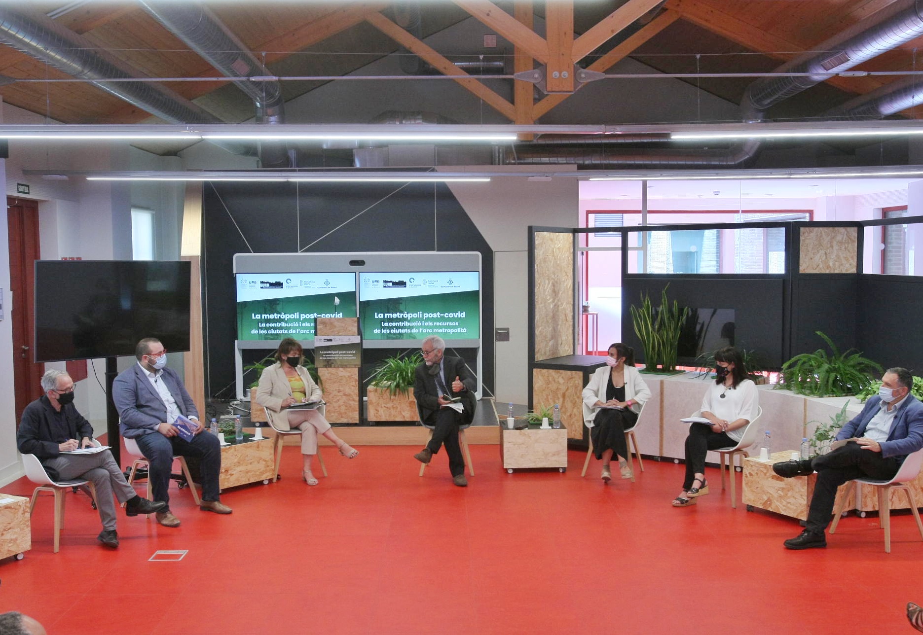 Vacunació sense cita prèvia a l’Eseiaat - Vacunació sense cita prèvia a l’Eseiaat -