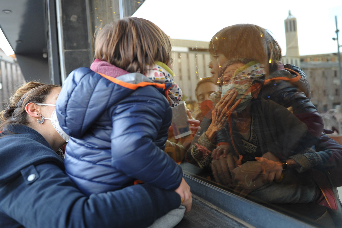 Els casals municipals d'hivern acullen 600 infants i joves - Els casals municipals d'hivern acullen 600 infants i joves -