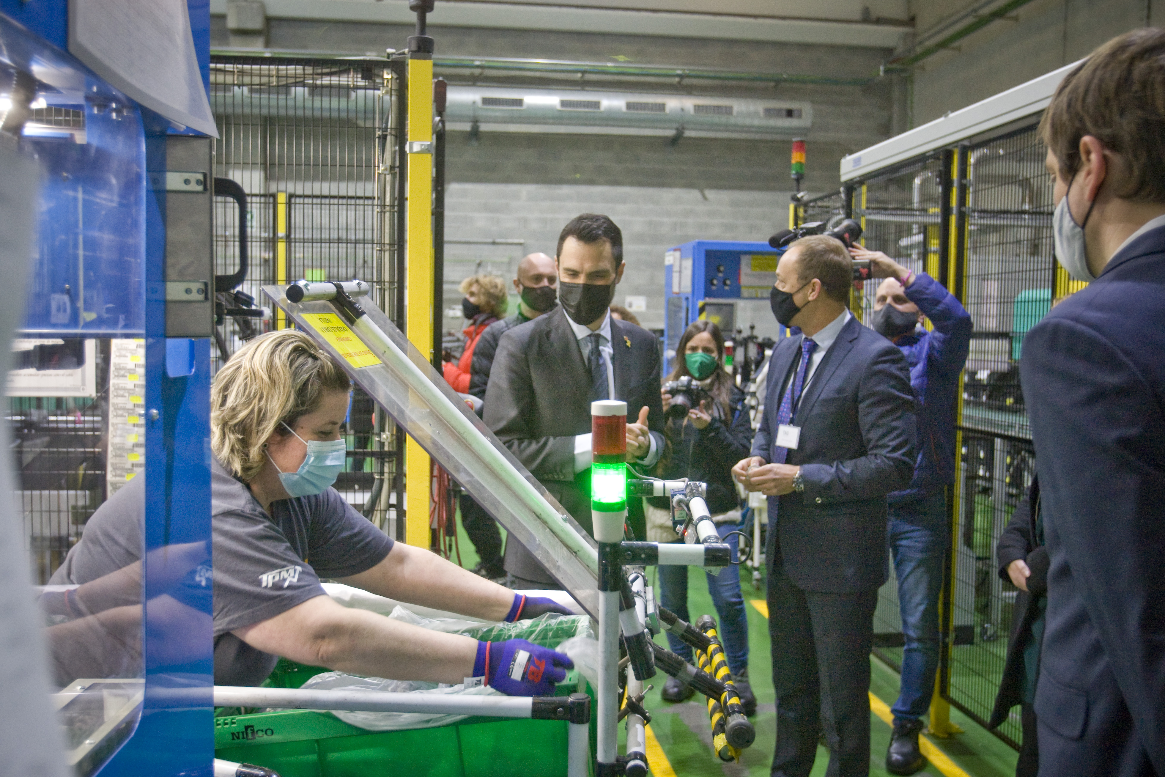 Nova oportunitat per a la indústria - Nova oportunitat per a la indústria -