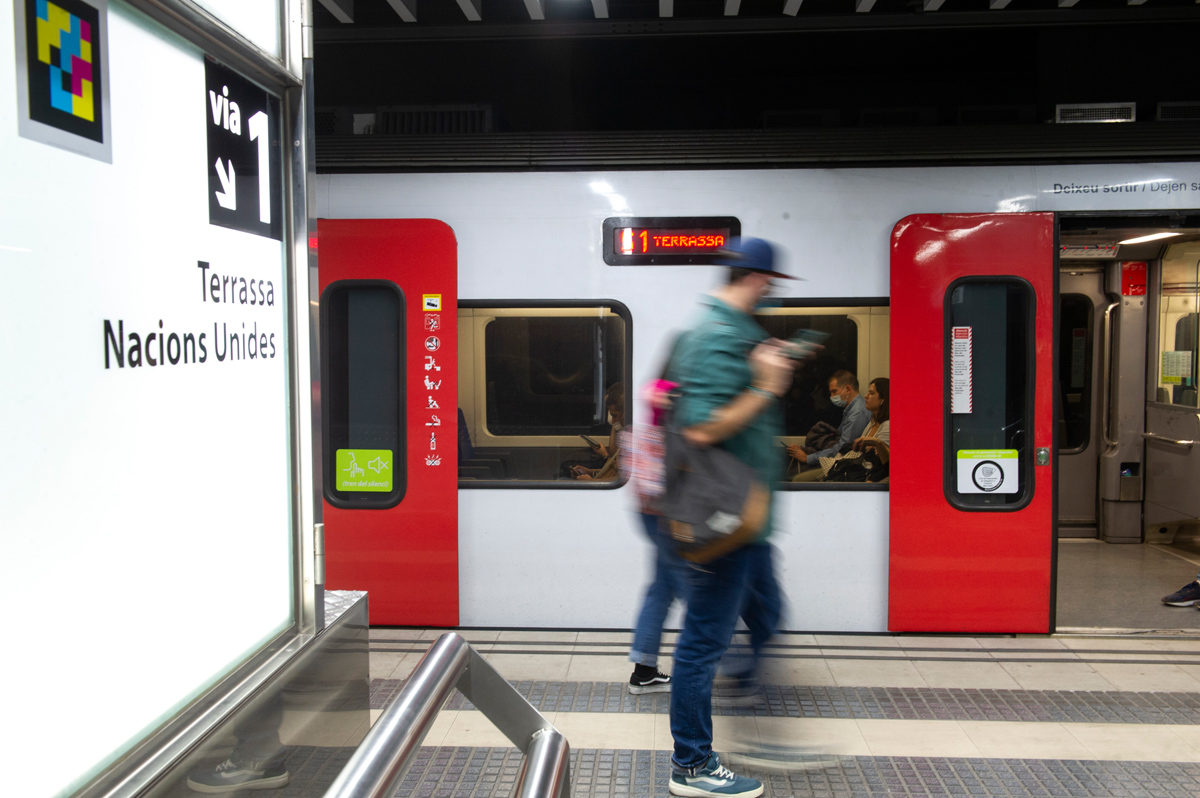Afectacions per les obres de la connexió de les línies Llobregat-Anoia i Vallès d'FGC - Afectacions per les obres de la connexió de les línies Llobregat-Anoia i Vallès d'FGC -