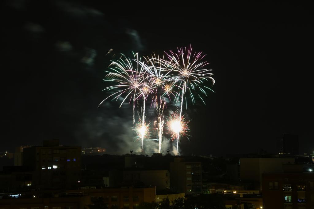 El so del castell de focs de Sabadell va sorprendre els barris de Terrassa - El so del castell de focs de Sabadell va sorprendre els barris de Terrassa -