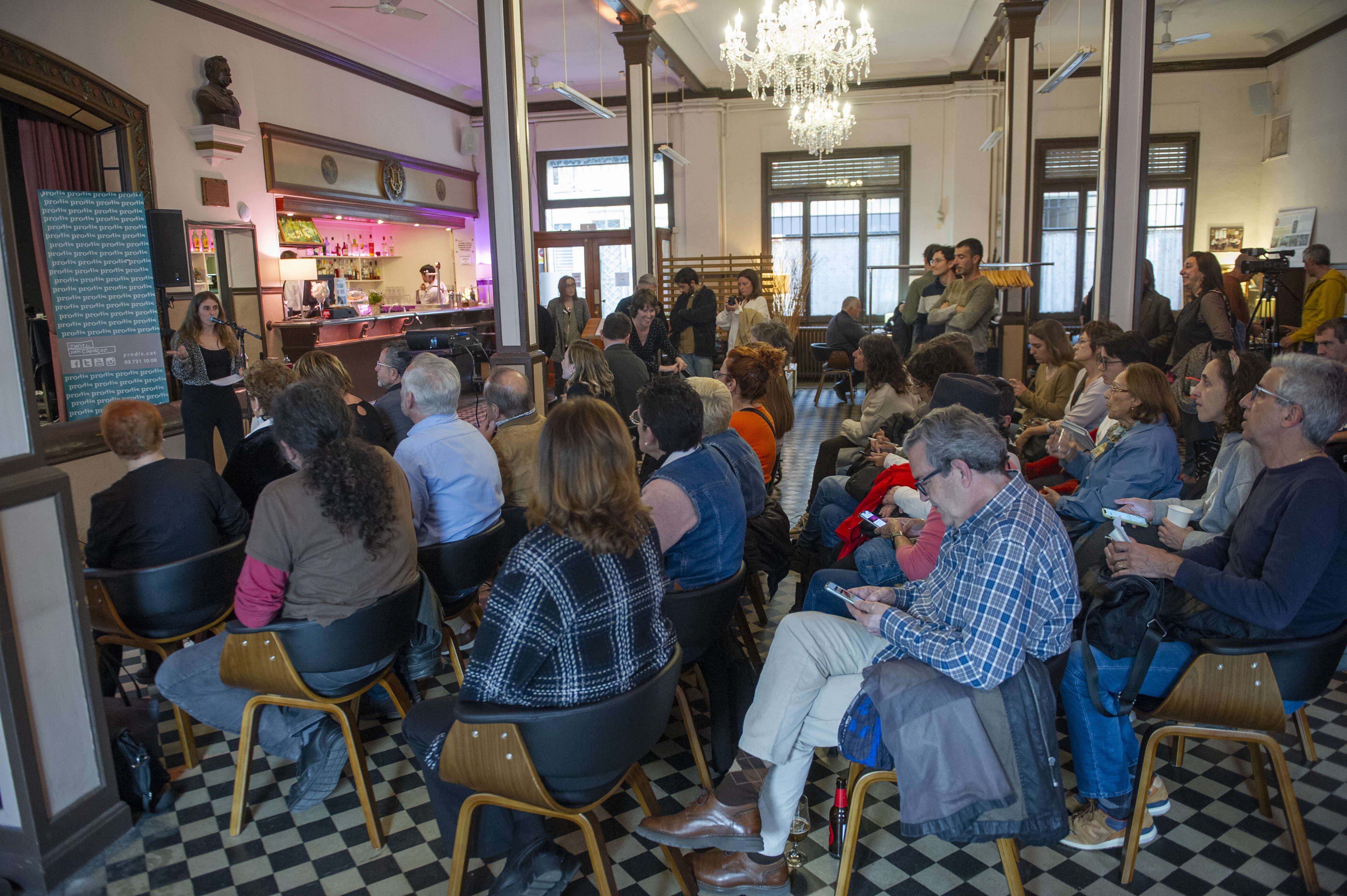 Facilitar la igualtat d’oportunitats - Facilitar la igualtat d’oportunitats -