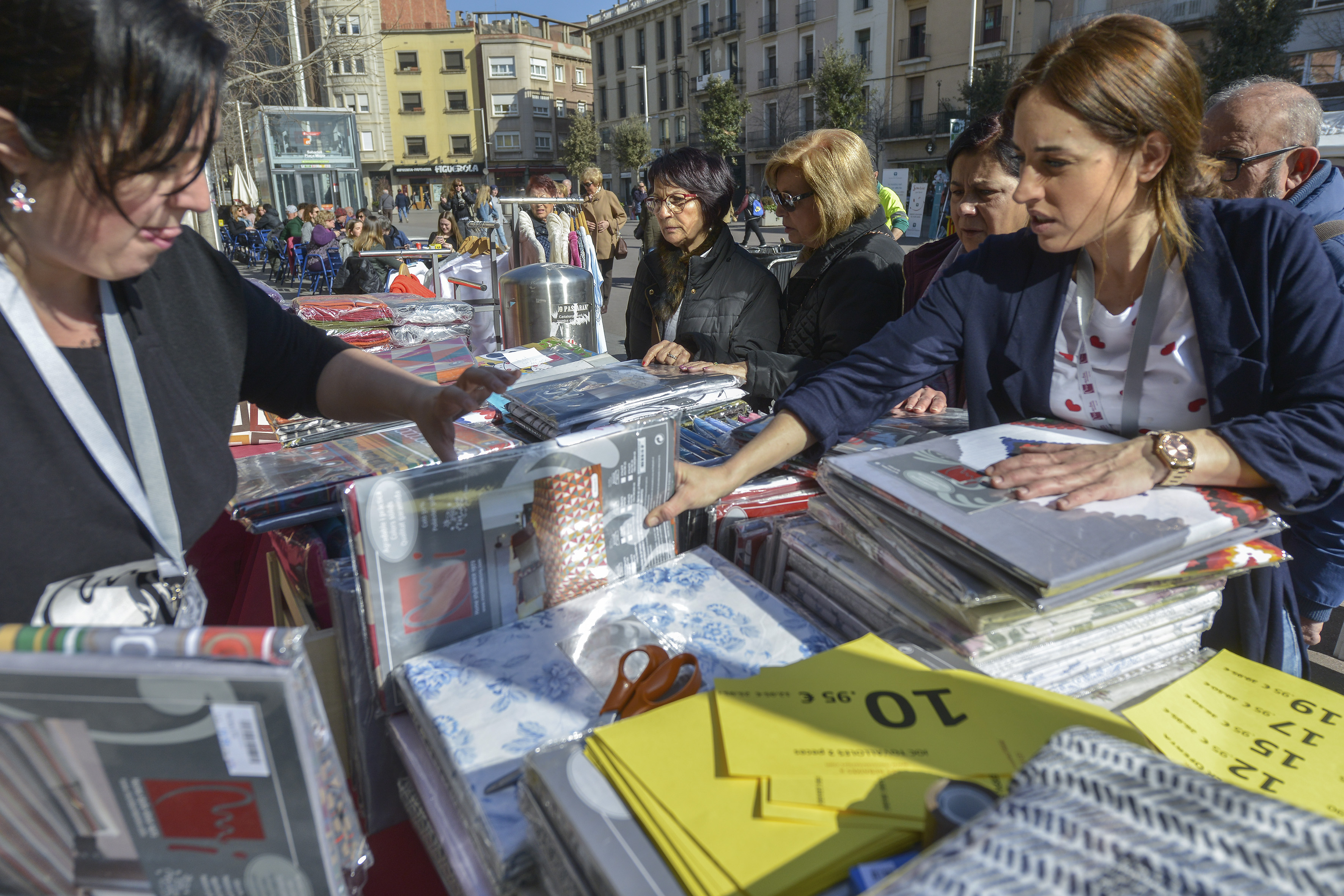 Cremen tres nous contenidors aquest cap de setmana - Cremen tres nous contenidors aquest cap de setmana -