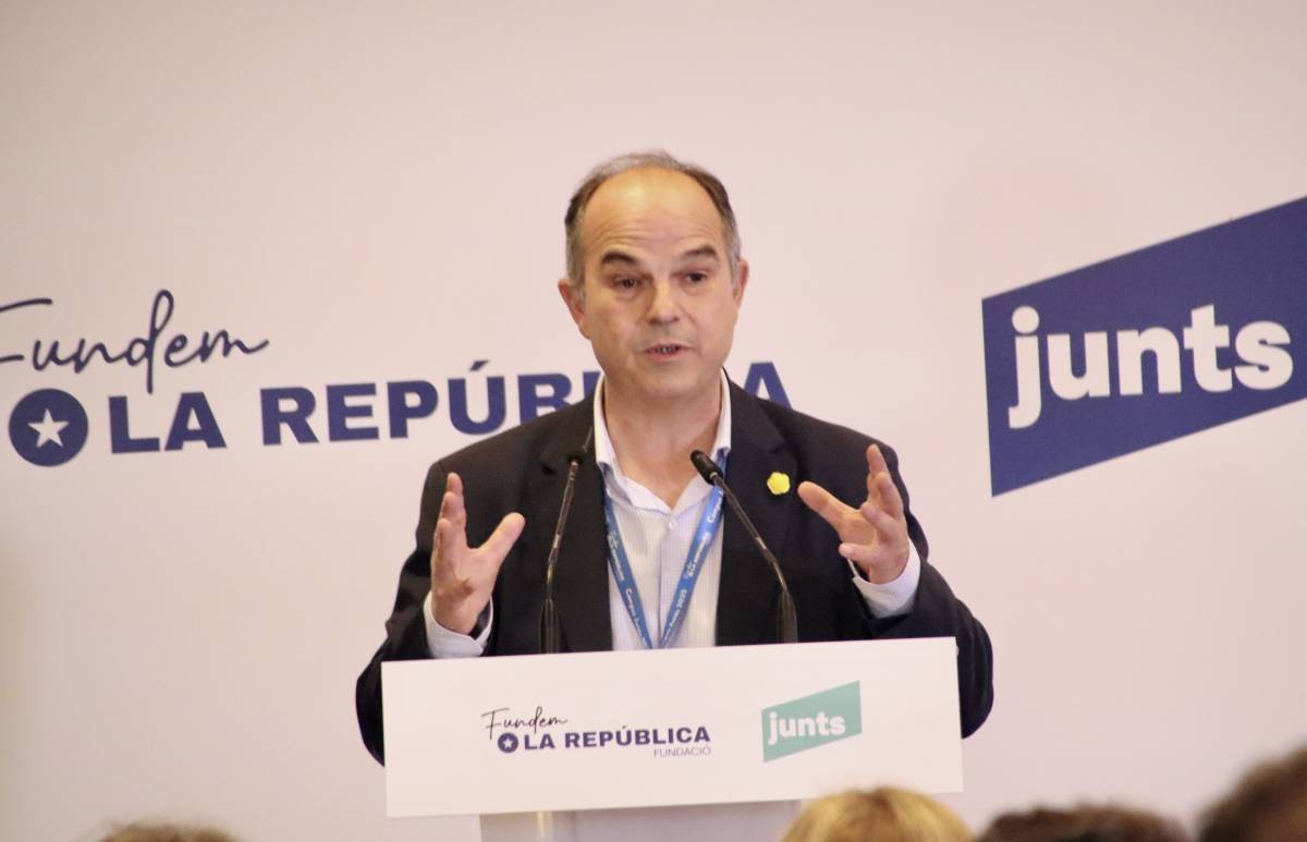 Turull reivindica els alcaldes de Junts per donar respota als «reptes i amenaces» locals: «Calen solucions i no tanta cridòria» Turull reivindica els alcaldes de Junts per donar respota als «reptes i amenaces» locals: «Calen solucions i no tanta cridòria»