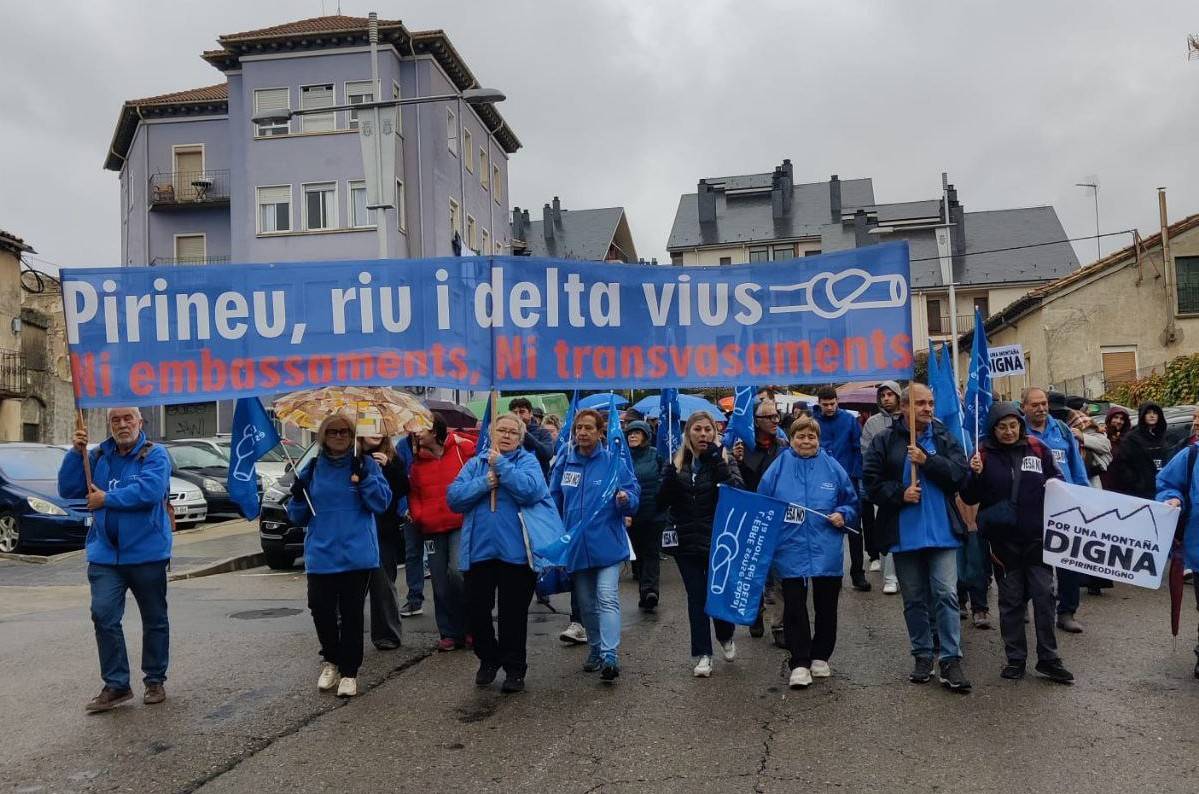 La PDE reclama el compromís dels partits ebrencs per aturar l'ampliació de l'embassament de Yesa La PDE reclama el compromís dels partits ebrencs per aturar l'ampliació de l'embassament de Yesa