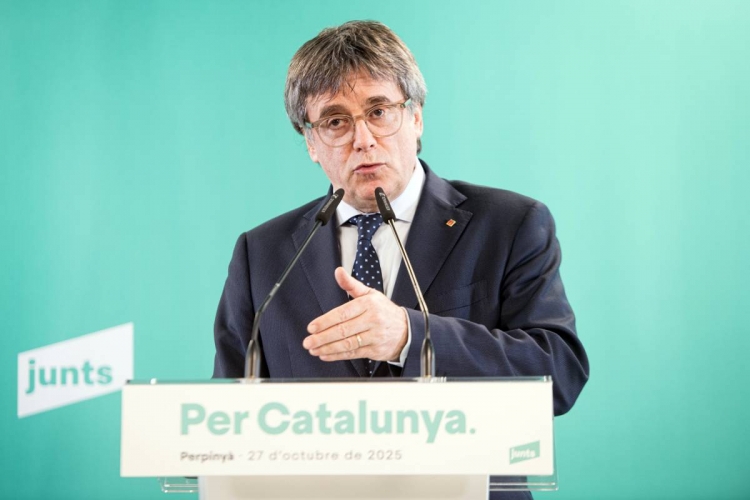 Puigdemont culpa el PSOE de la ruptura: «Han trencat l'acord d'investidura a consciència» Puigdemont culpa el PSOE de la ruptura: «Han trencat l'acord d'investidura a consciència»