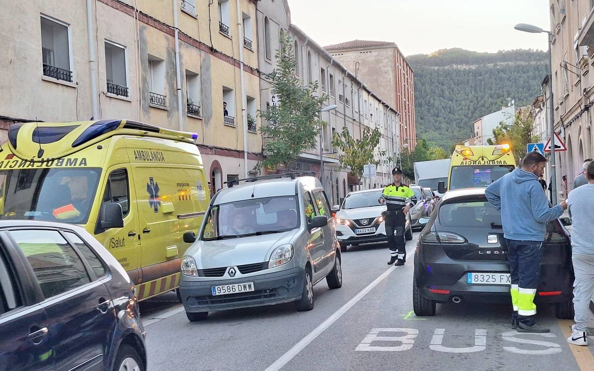 Atropellen un avi que anava amb el seu net a Castellbell i el Vilar