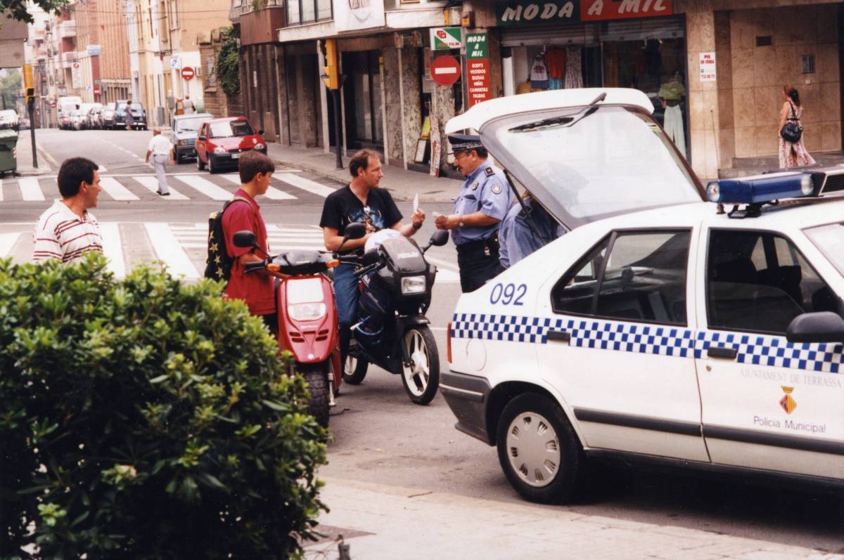 Un control policial i algunes incògnites Un control policial i algunes incògnites