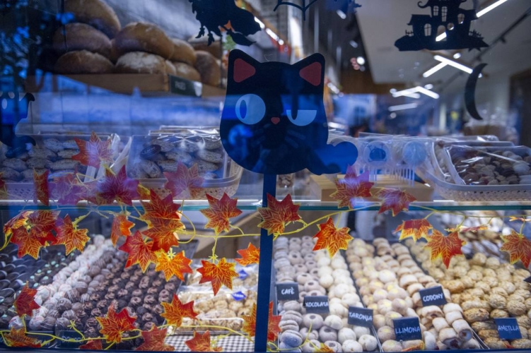 Els panellets: una llarga i dolça tradició Els panellets: una llarga i dolça tradició