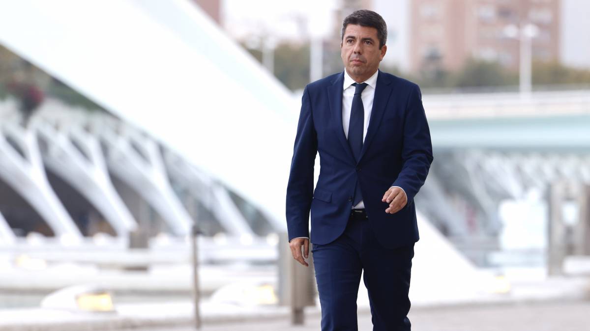 Les famílies de les víctimes increpen Mazón al funeral d'Estat: «Assassí, et rius de nosaltres»